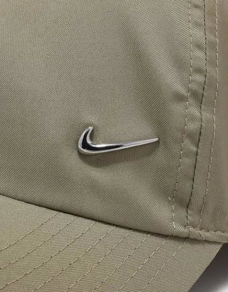 NIKE CAP DRI-FIT CLUB METAL SWOOSH "OLIVE"