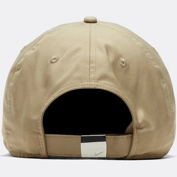 NIKE CAP DRI-FIT CLUB METAL SWOOSH "OLIVE"