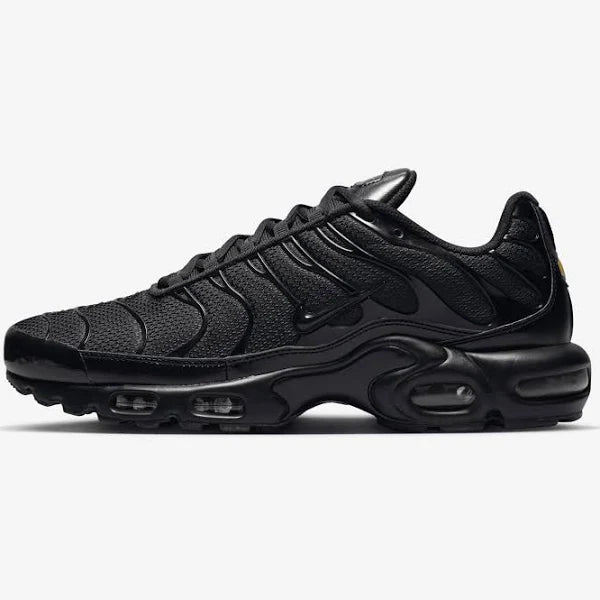 NIKE AIR MAX PLUS "TRIPLE BLACK"